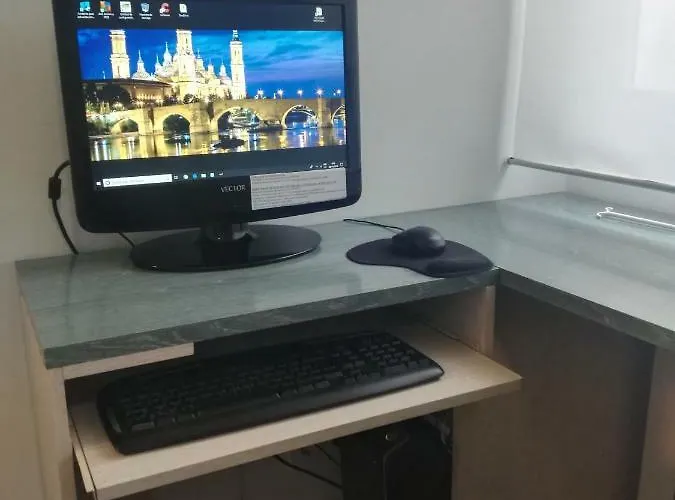 Atico Con Terraza En La Jota